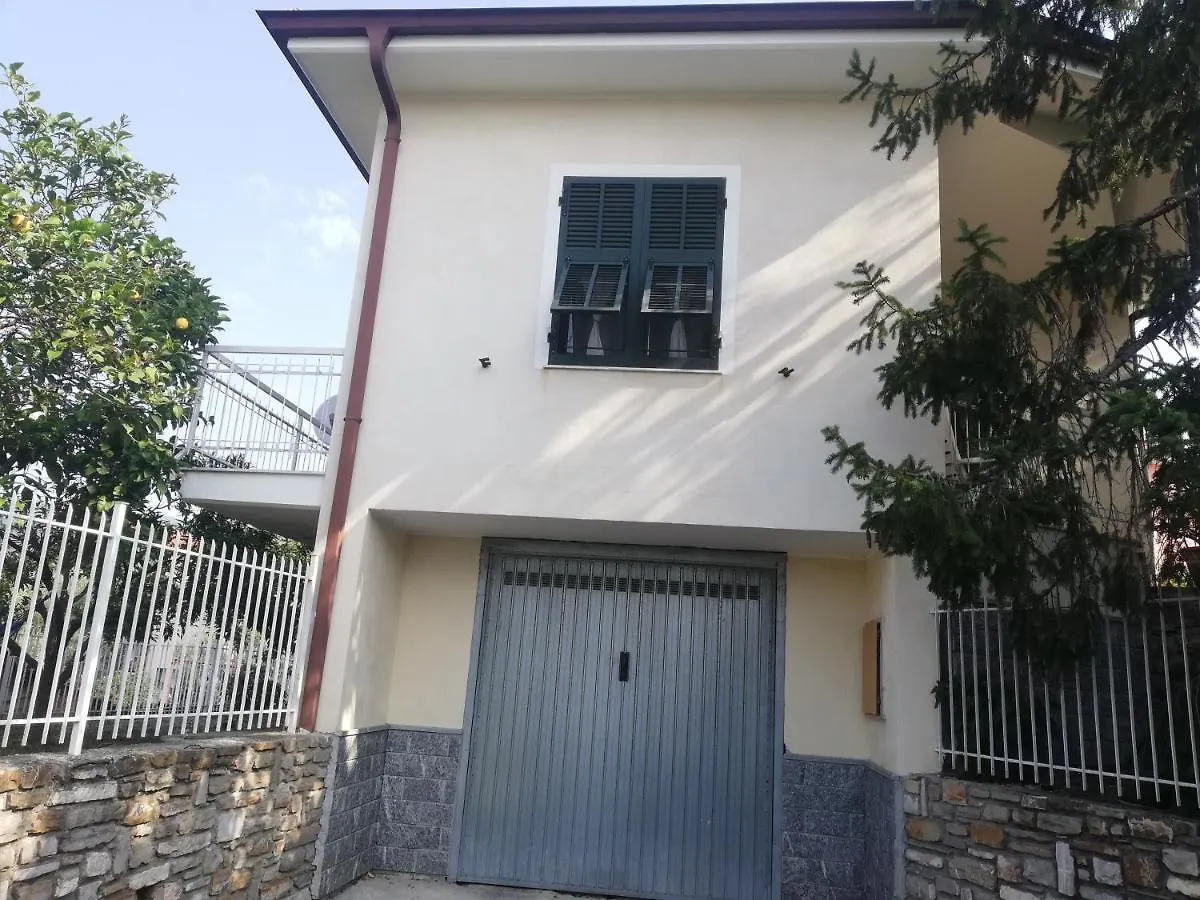 Casa Luca Apartment Diano San Pietro 0*,  Italy